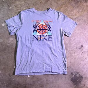 Classic Nike Just Do It Graphic Tee